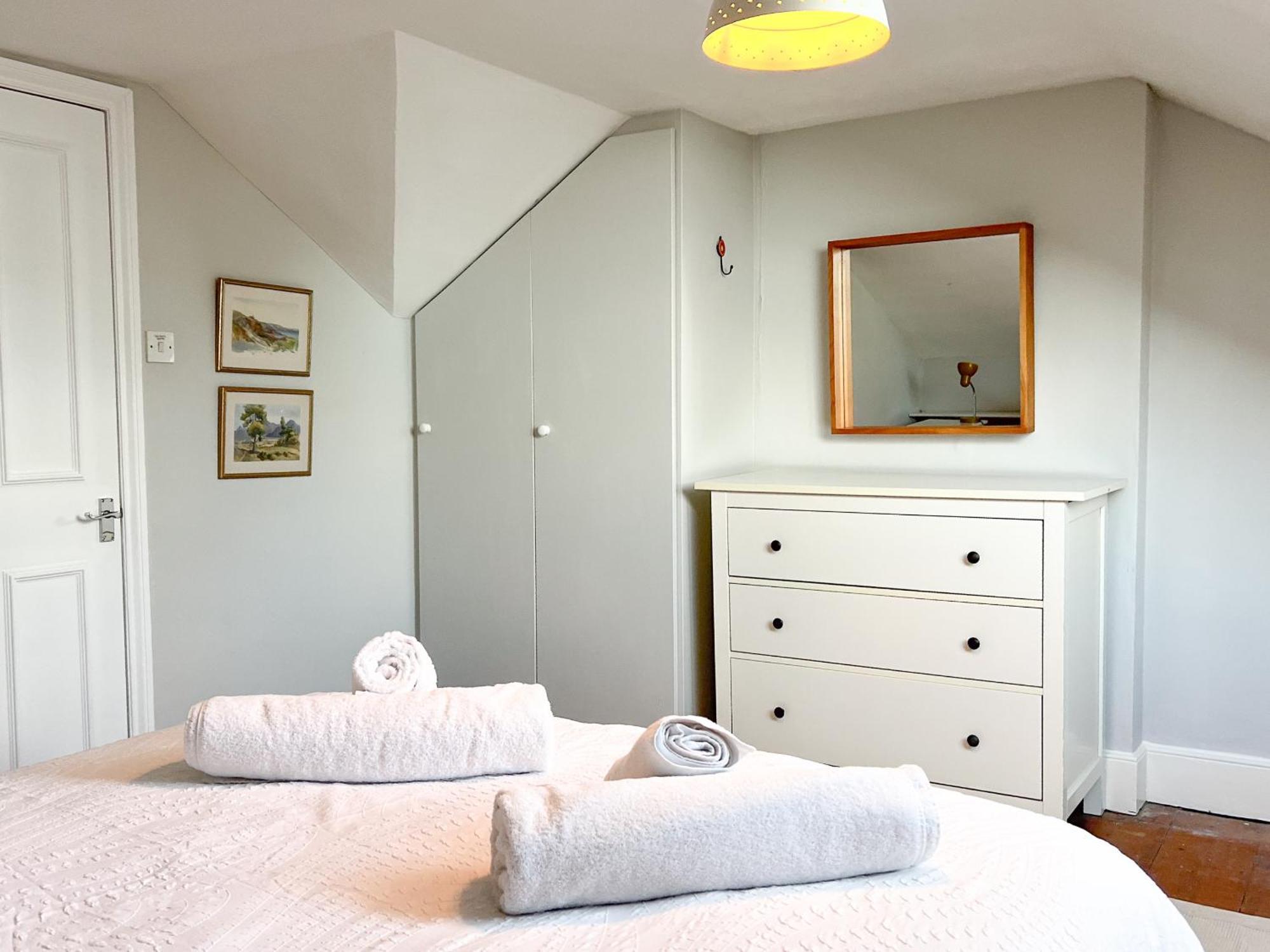 Arden Villa, Sleeps 8, Moments From The Golden Sandy Beach Of Ryde Райд Екстер'єр фото