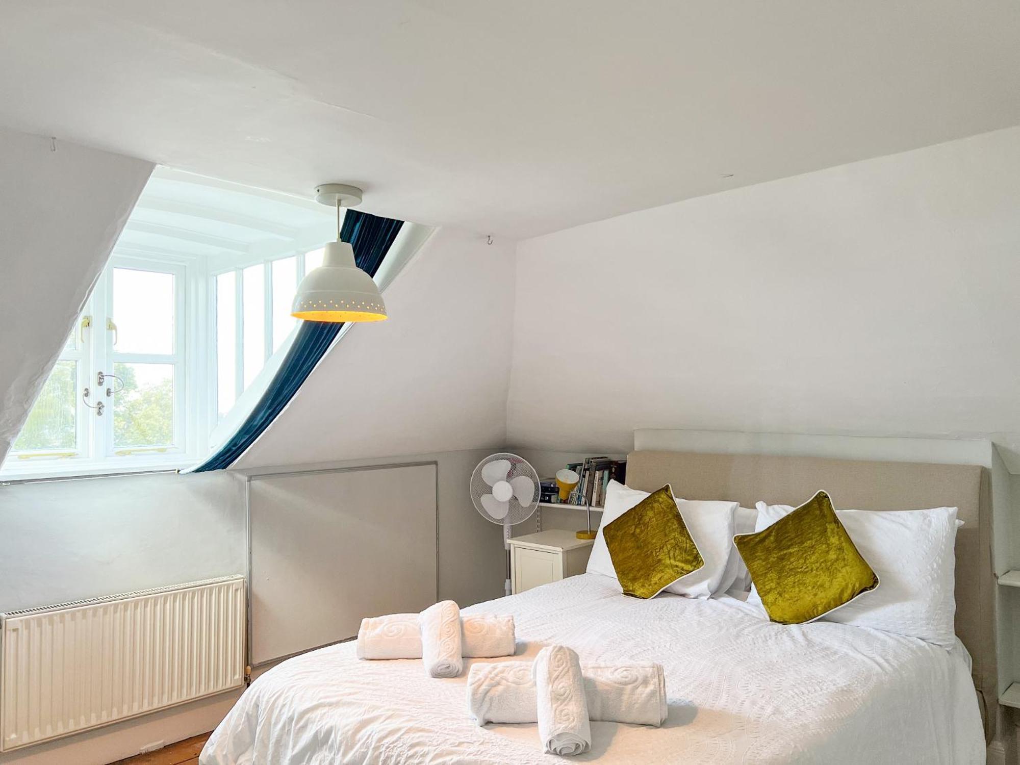 Arden Villa, Sleeps 8, Moments From The Golden Sandy Beach Of Ryde Райд Екстер'єр фото